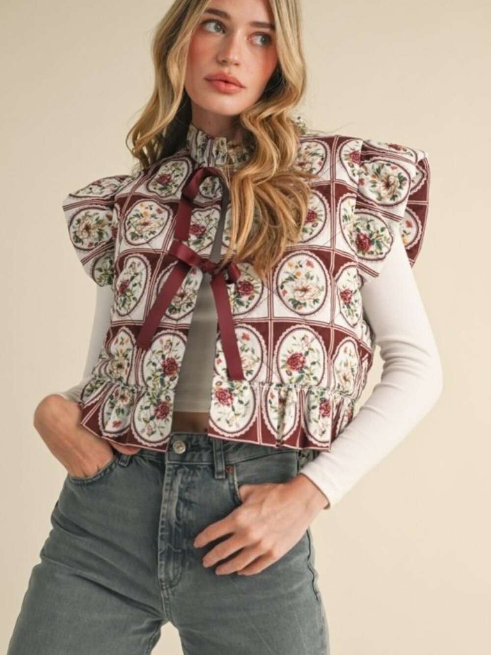 Exclusive Print Flutter Sleeve Floral Puff Vest